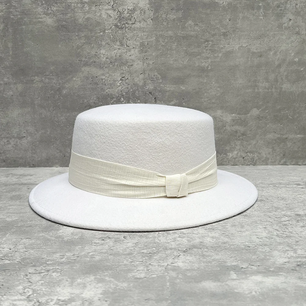 Cappello in feltro di lana piatto beige stile francese autunno e inverno per donna, versatile e alla moda, cappello a tesa larga retrò britannico