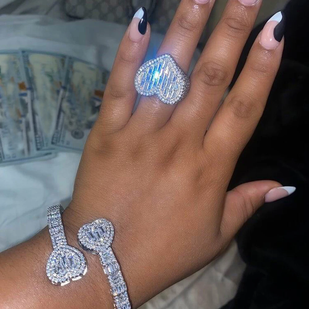 Wielkie serce w kształcie pierścieni pełna betonowa biała moda CZ Iced Out Bling plac 5A Cubic cyrkon moda kochanka biżuteria dla kobiet mężczyzn — zdjęcie 4