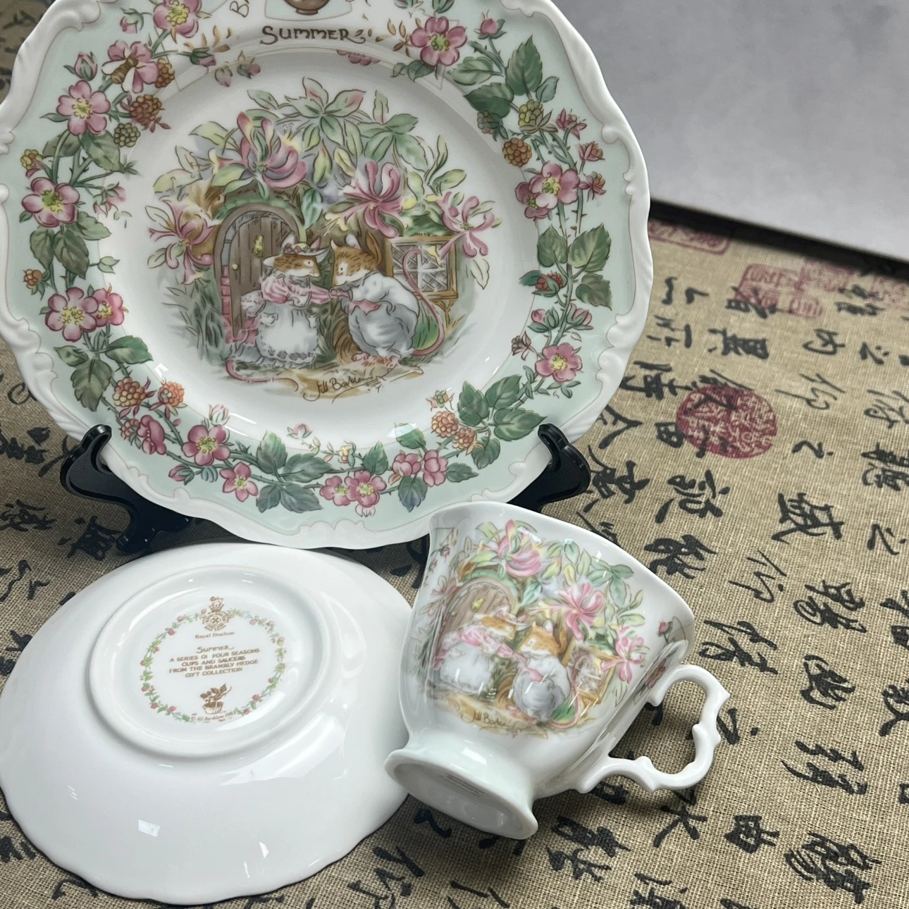 Japanese ceramic bone china coffee cup Dim sum plate mouse moving ceramic plate