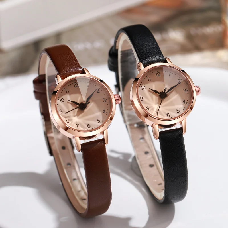 New Fashion Small Round Dial Fashion Women's Watch Simple Niche Leather Strap Clear Numbers Quartz Watch