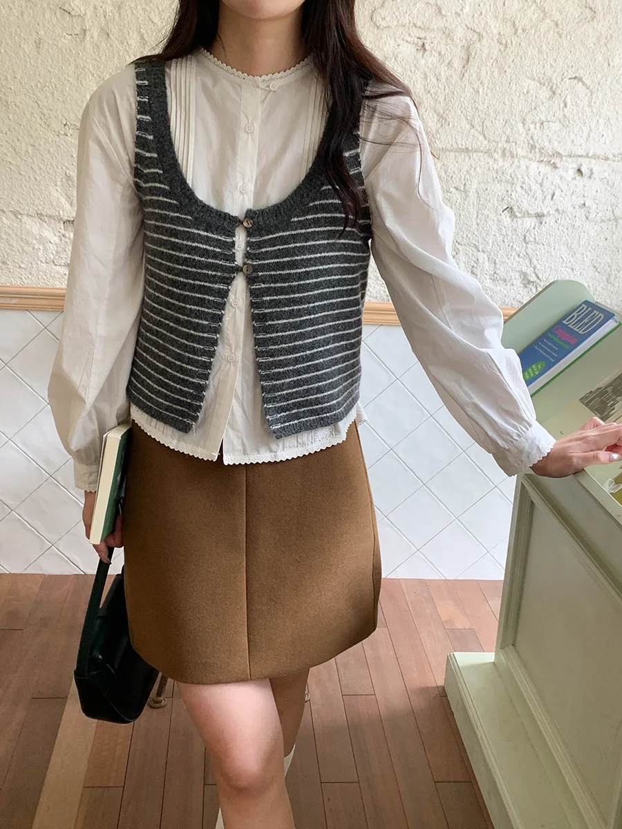 

Early autumn new lazy contrasting striped knitted camisole vest for layering