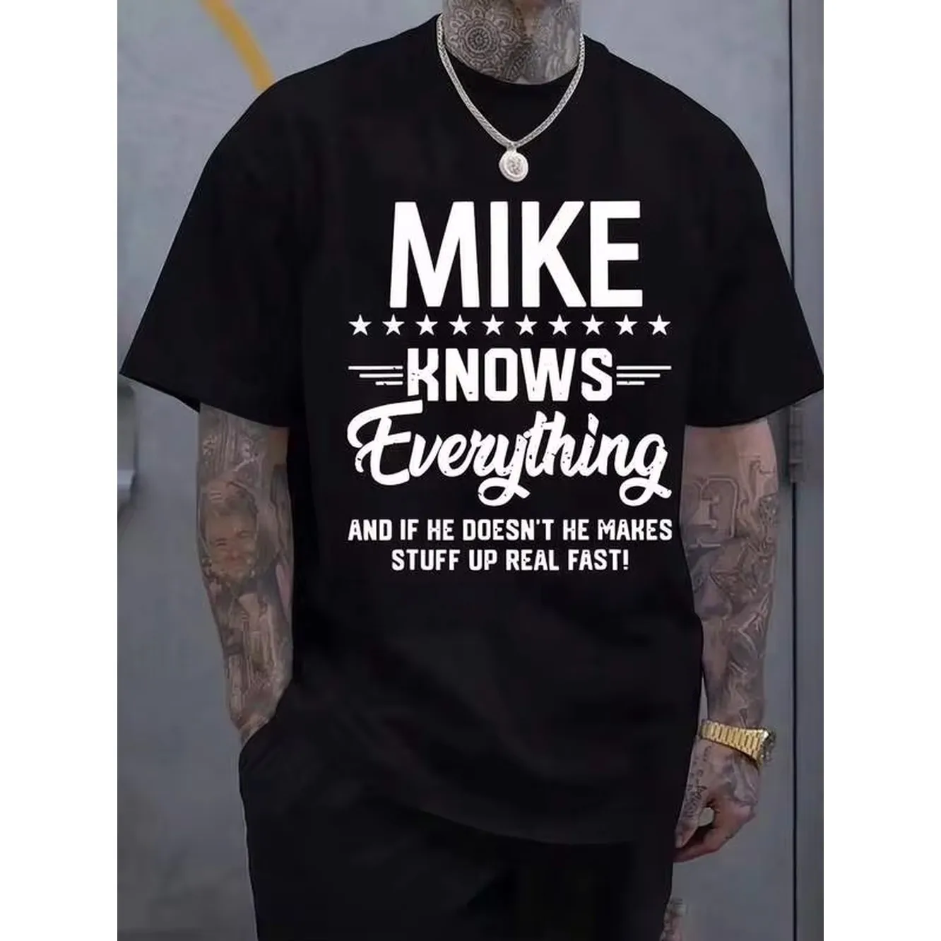 Mike Knows Everything Funny Personalized Graphic T Shirt Men Black Short Sleeve Crew Neck Casual Tee Custom Streetwear Daily Top