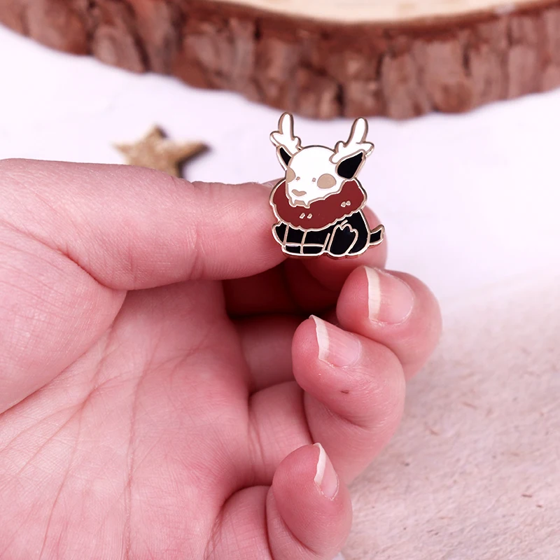 Kawaii الغزلان الوحش المينا دبوس Cryptid مخلوق أسطوري شارة لطيف مجوهرات الديكور