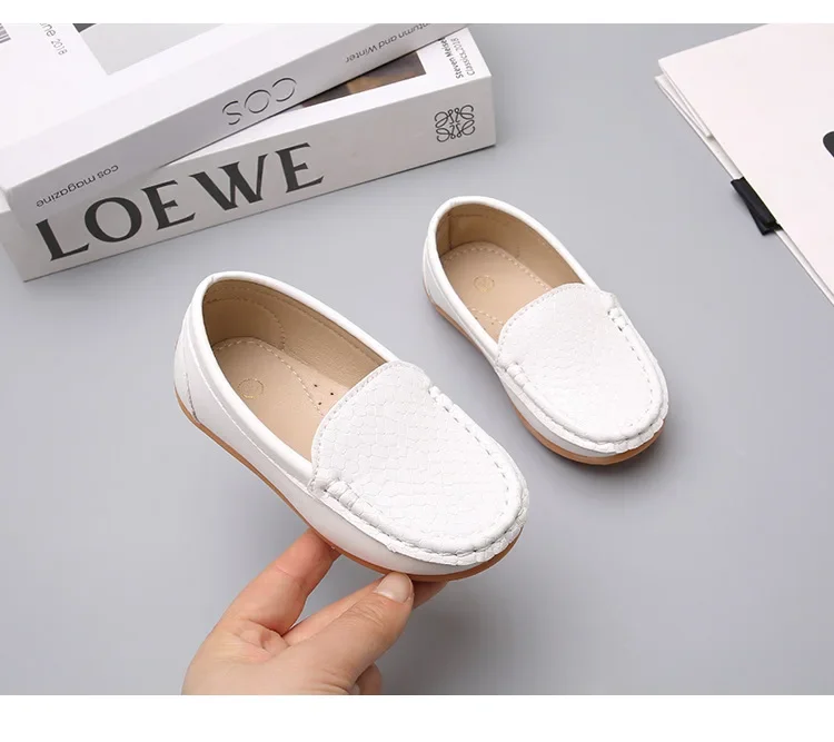 JGSHOWKITO 2026 Brandneue Jungen Casual Loafers Modische Klassische Weiche PU Slip-on Kinder Hochzeit Party Leder Flats Mokassins Trendy – Detail 10