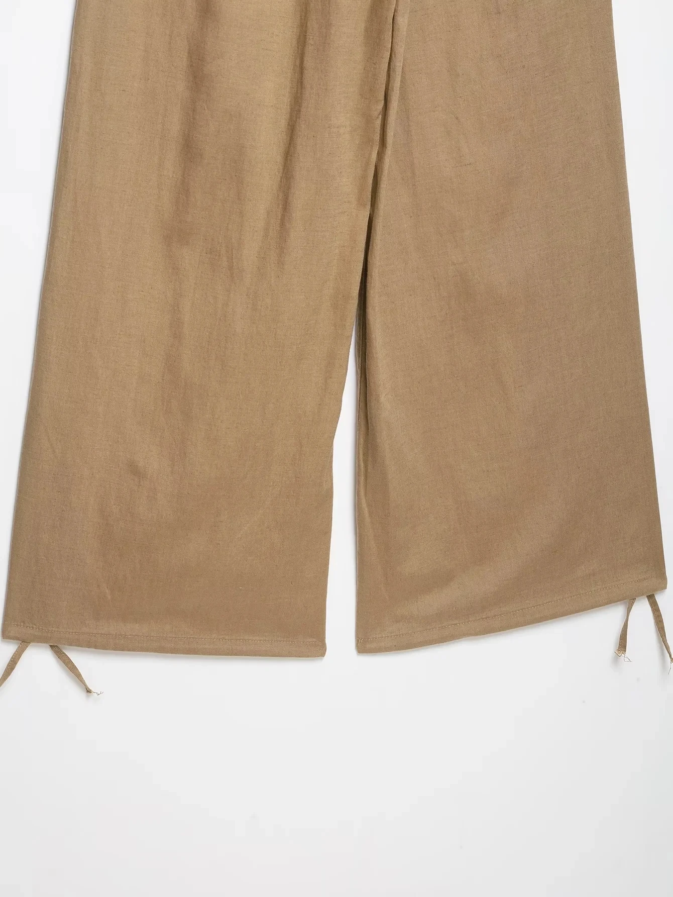 KONDALA Vintage Khaki Einfarbiger Damenanzug, Neckholder Ärmellos Rückenfrei Plissiert Schmal Geschnittene Weste, Weite Hose, Modische Elegante Sets für Herbst 2026 – Detail 25