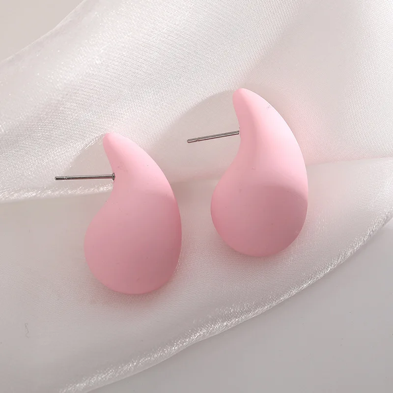 Novelties Water Droplet Pink Acrylic Earrings Color Baking Varnish Fashion Leading Personalized Earrings for Women Jewelry.