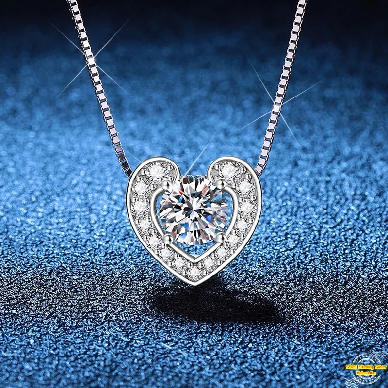 

1.0ct Moissanite S925 Silver Necklet Pendant for Women Men Plated Platinum Love Heart Charm Necklace Valentine's Day gift