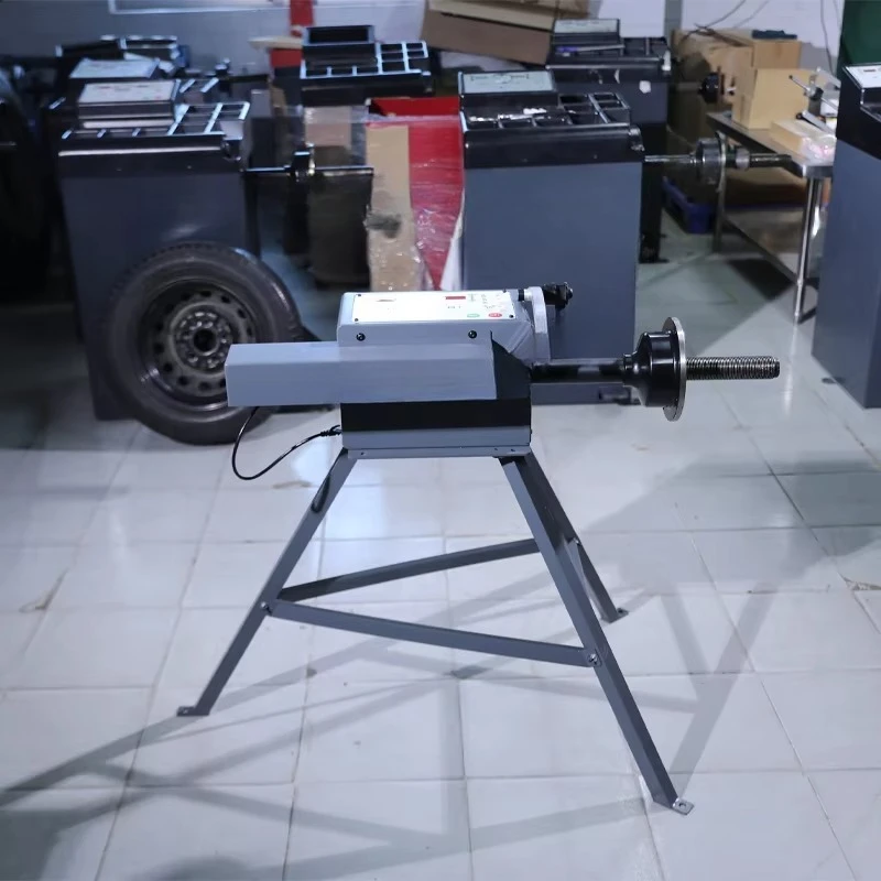 Manual tire balancer 5V USB powered 50% more compact and lightweight than electric (23kg)