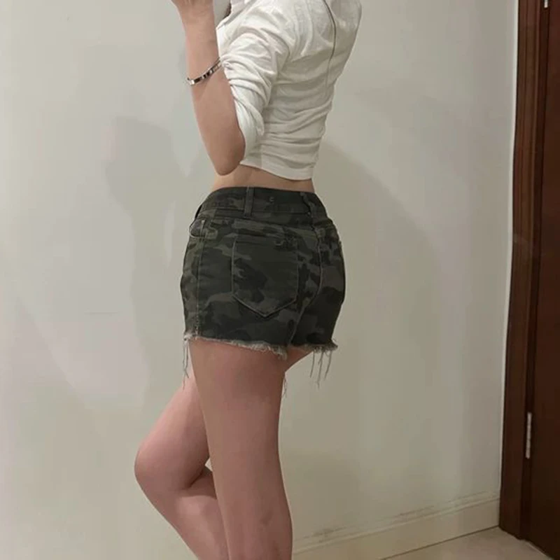 2025 Summer Girls Skinny Sexy Hot Denim Shorts Donna Retro Designer Mini Pantaloni Lady Chic Jeans corti mimetici a vita alta