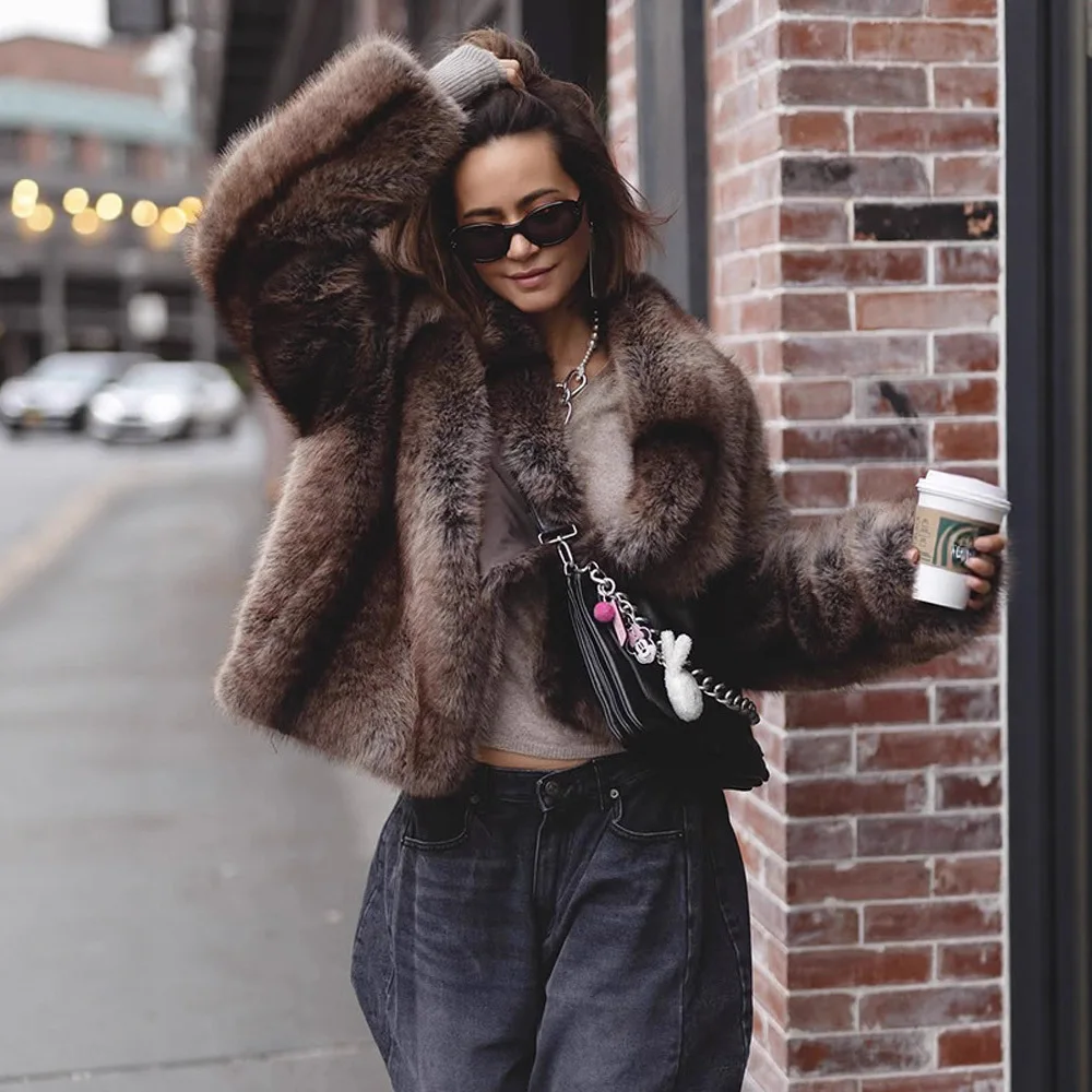 Vintage Winter Women Gradient Faux Fur Jacket Lapel Collar Artificial Eco Faux Fur Coat Thickened Short Lady Fluffy Fur Outwear