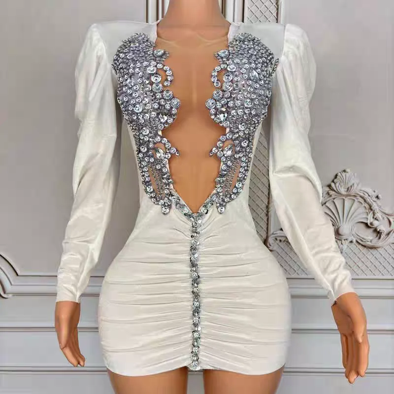 Funkelnde Strass-Verzierung Tiefer V-Ausschnitt Schwarzes Samtkleid Kurz Damen Elegantes Abendkleid Luxuriöses Geburtstagsparty-Kleid Bühnenkostüm