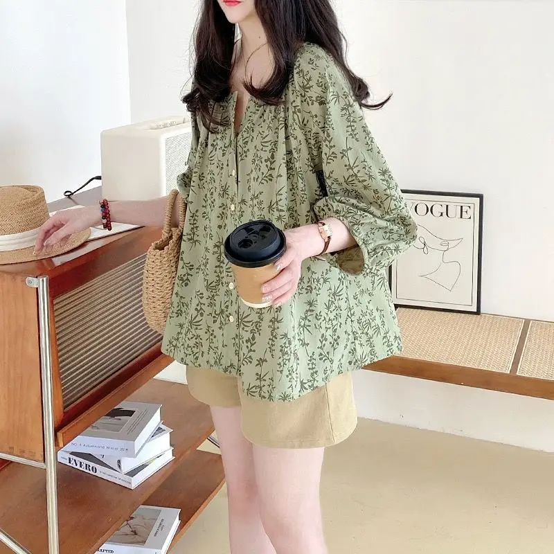 

Oversized V-neck Lantern Sleeves Fragmented Flower Unique 3/4 Sleeve Shirt for Women's Summer Loose Slimming Belly Covering Top