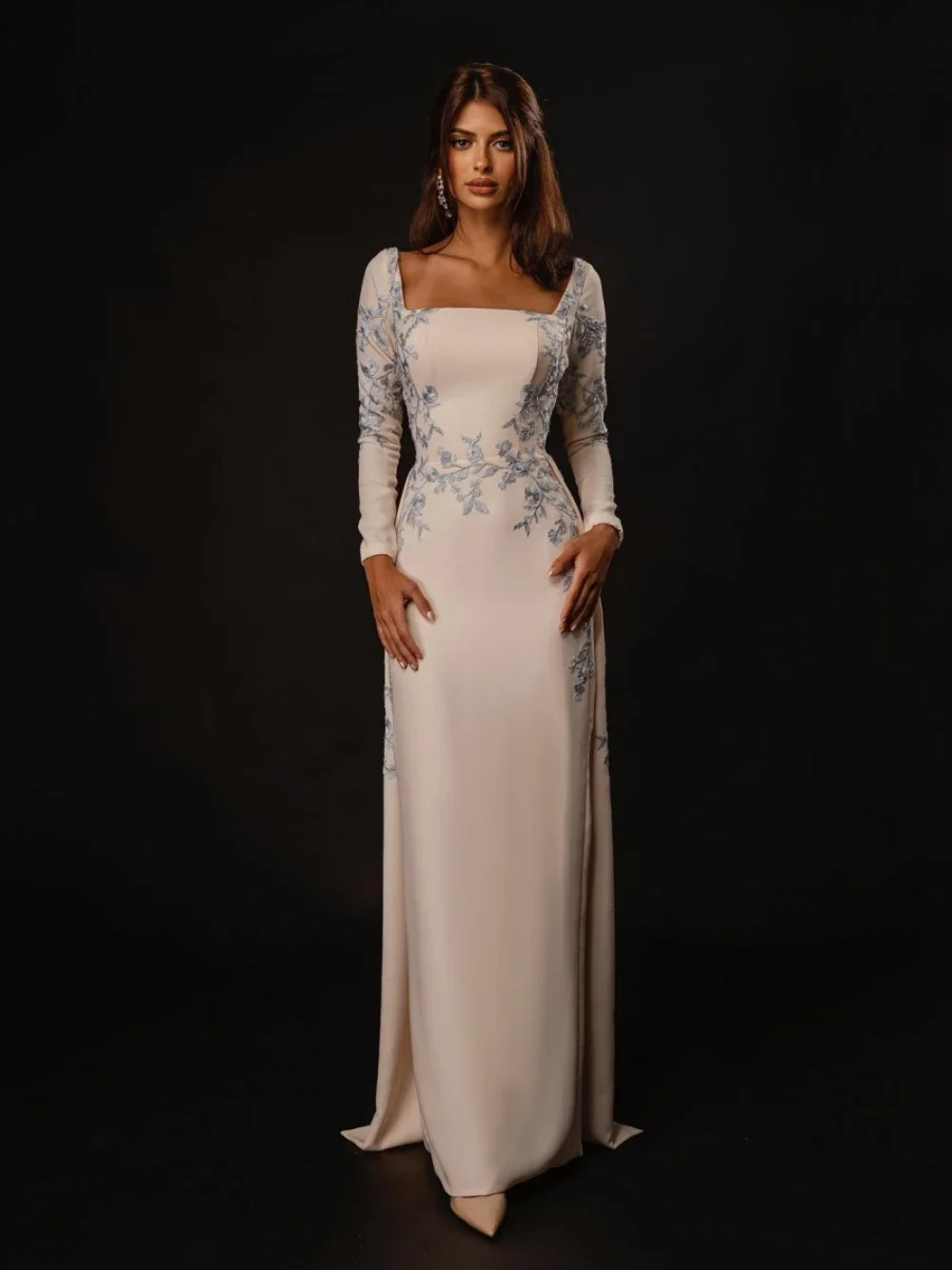 Customized Prom Dresses Exquisite Square Sheath Evening Embroidery Flower Vertically Satin Formal Occasion Gown فساتين