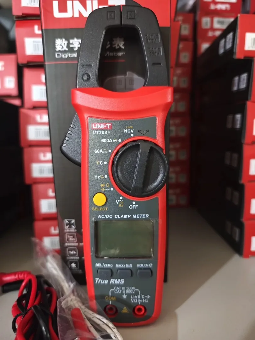 1pc UNI-T UT204+ Digital Clamp Meter ,True RMS,NCV ,400-600A Brand New Original *SY