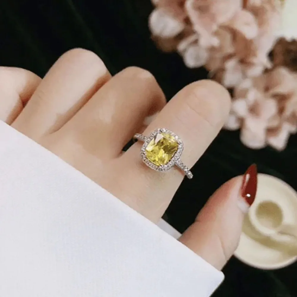 Exquisite Luxury Micro-inlay Zircon Square Four Claw Yellow Crystal Stainless Steel Rings for Women Bride Wedding Charm Jewelry