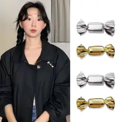 1PC Trend Croissant Brooches for Men Women Couple Metal Pins Gold Plated Silver Color Korean Fashion Vintage Luxury Jewelry Gift