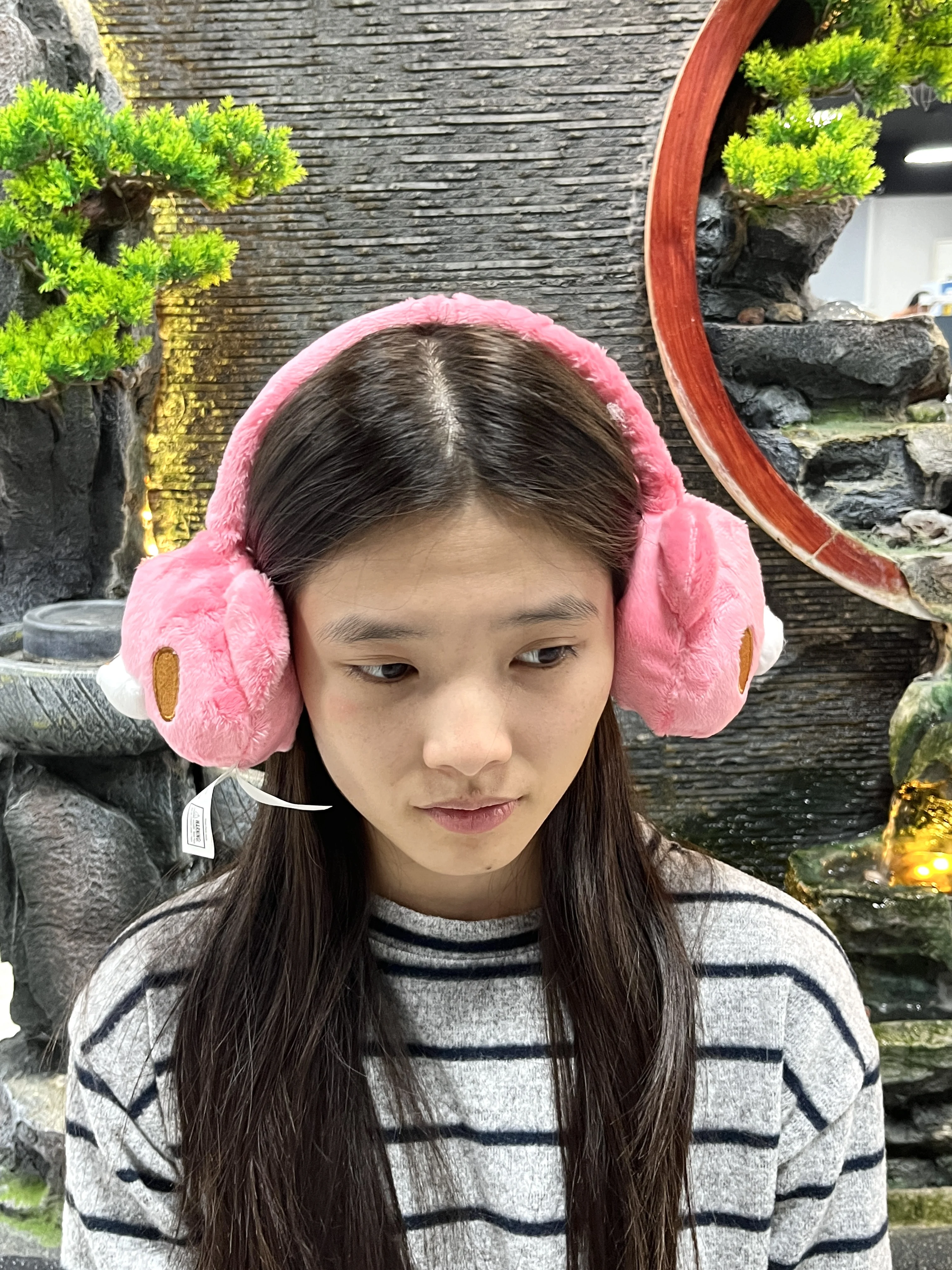 غطاء للأذنين من القطيفة على شكل دب لطيف، غطاء للأذنين شتوي دافئ على الطراز القوطي الحلو، تدفئة الأذن من الصوف الناعم مع نمط كرتوني، هدية باردة عصرية #2