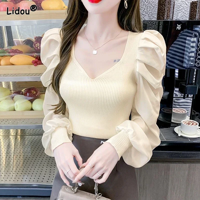 

Women Korean New V-neck Pullover T-shirt Fashion Knit Stripe Chiffon Splicing Commuter Sexy Versatile Bubble Sleeve Tops K86