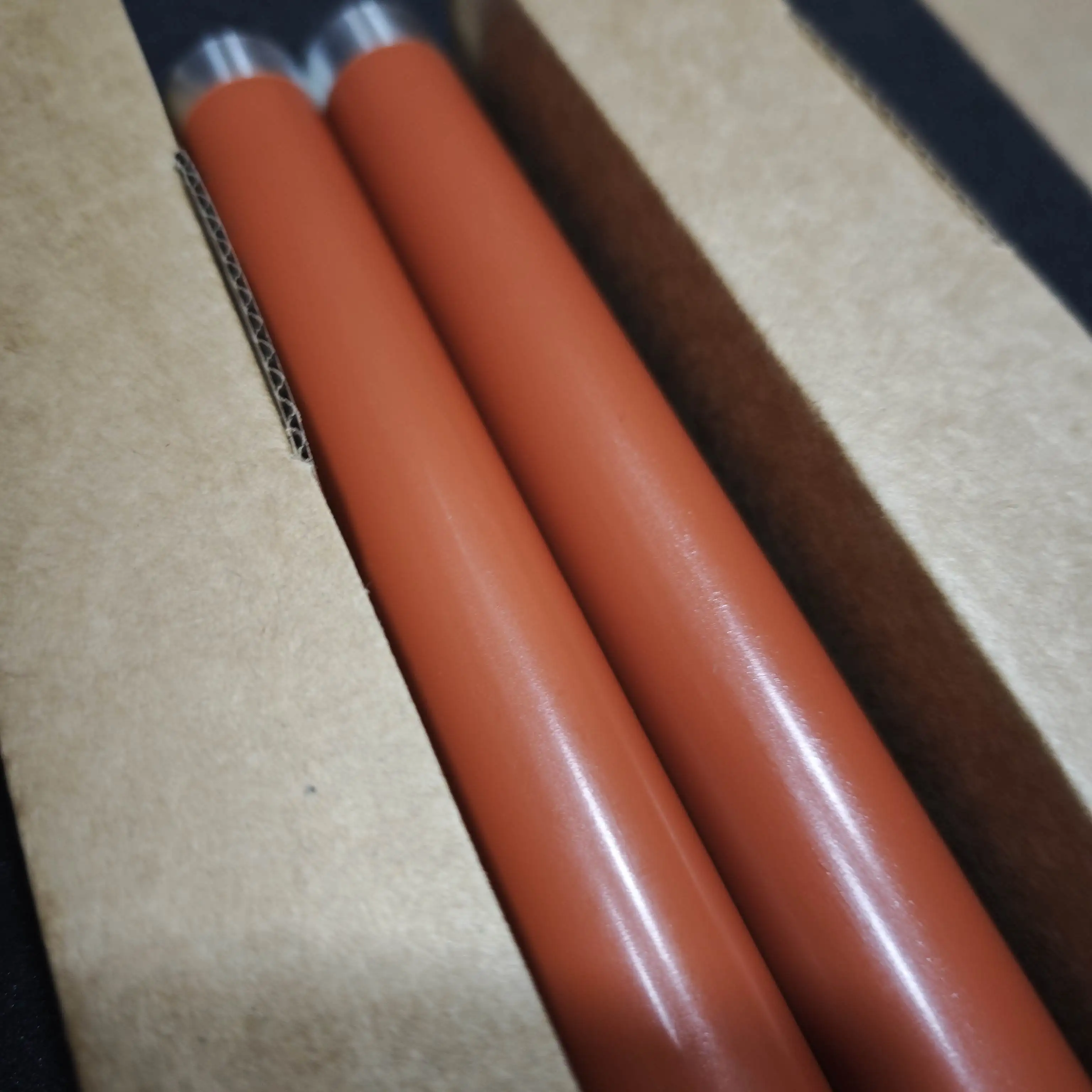 

10 шт. FS1028 верхний нагревательный ролик для Kyocera FS1030 FS1100 FS1120 FS1300 FS1320 FS1350 FS1370 FS2000 FS1035 FS1128 FS1130