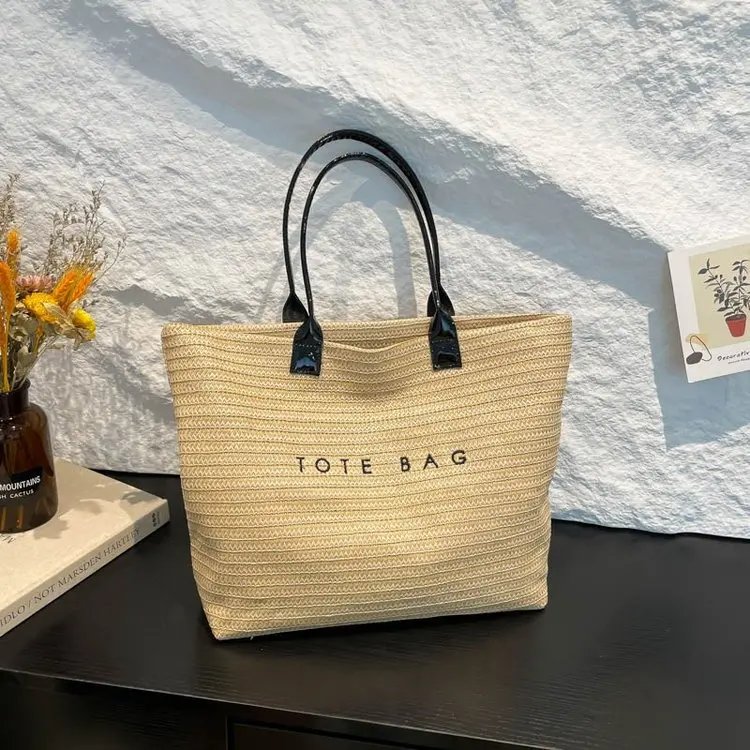 

Vacation Beach Tote Bag, Large Straw Woven Handbag, Fashionable Boho Crossbody Bag, Spacious Canvas Shoulder Bag for Travel