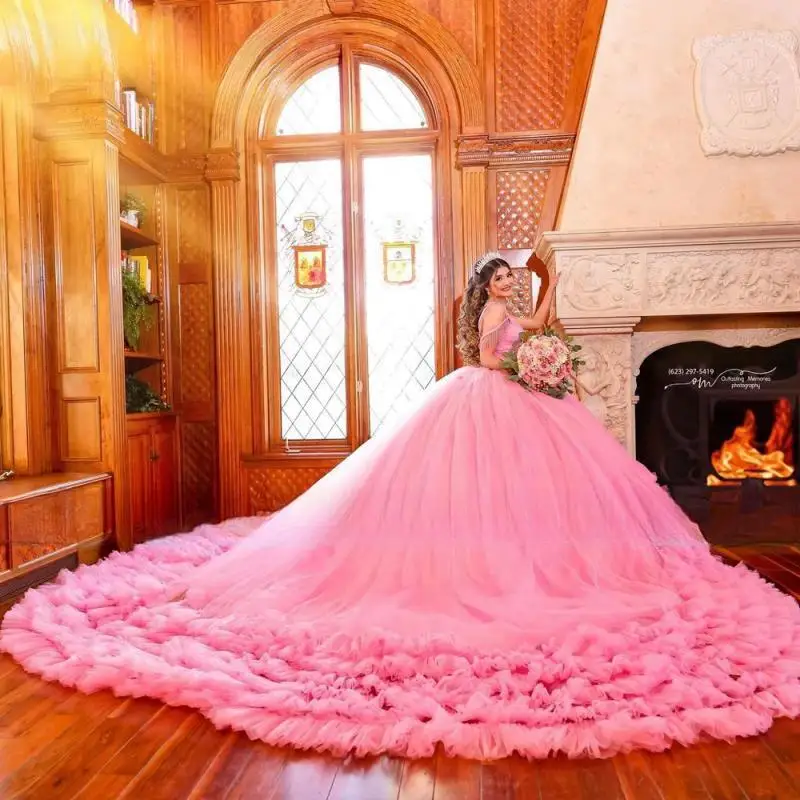 

Luxury Pink Ruffle Pleats Long Train Quinceanera Dresses 2024 Princess Ball Gown Sweet 15 16 Vestidos De 15 Anos Birthday Miss