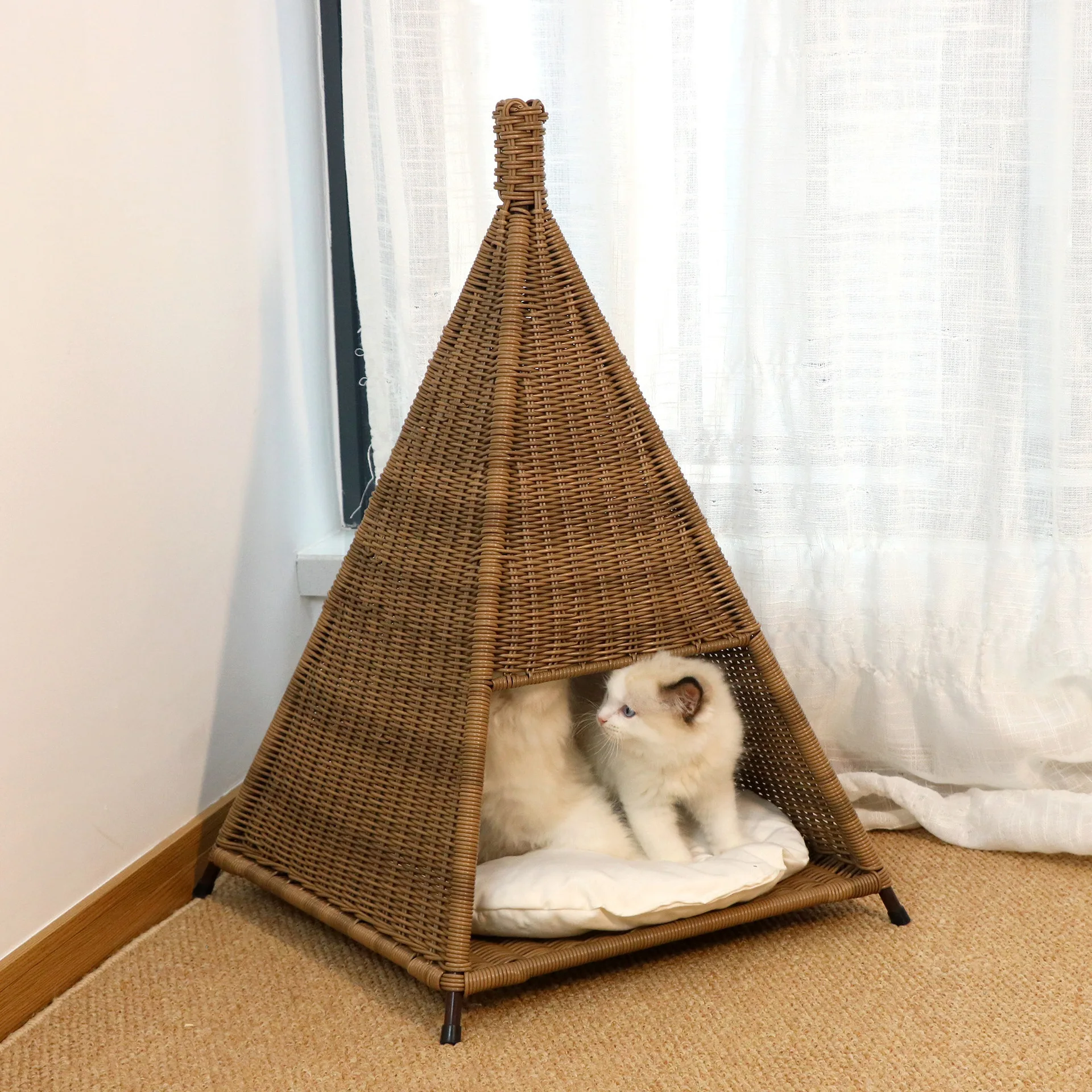 Rattan-Katzenbett, kühl und atmungsaktiv, Haustierbett aus Rattanimitat, umweltfreundliches Material, universell einsetzbar für Katzen und Hunde