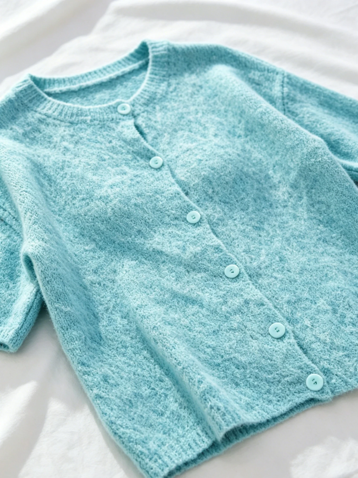 Cardigan Tricotat Plus Size Damă - close-up view