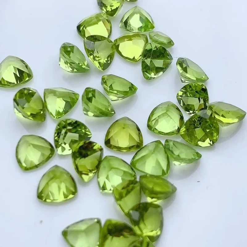 5 مللي متر إلى 8 مللي متر تريليون قطع الزبرجد الطبيعي أحجار كريمة مفكوكة أسعار الجملة الزبرجد الحقيقي لمتجر المجوهرات