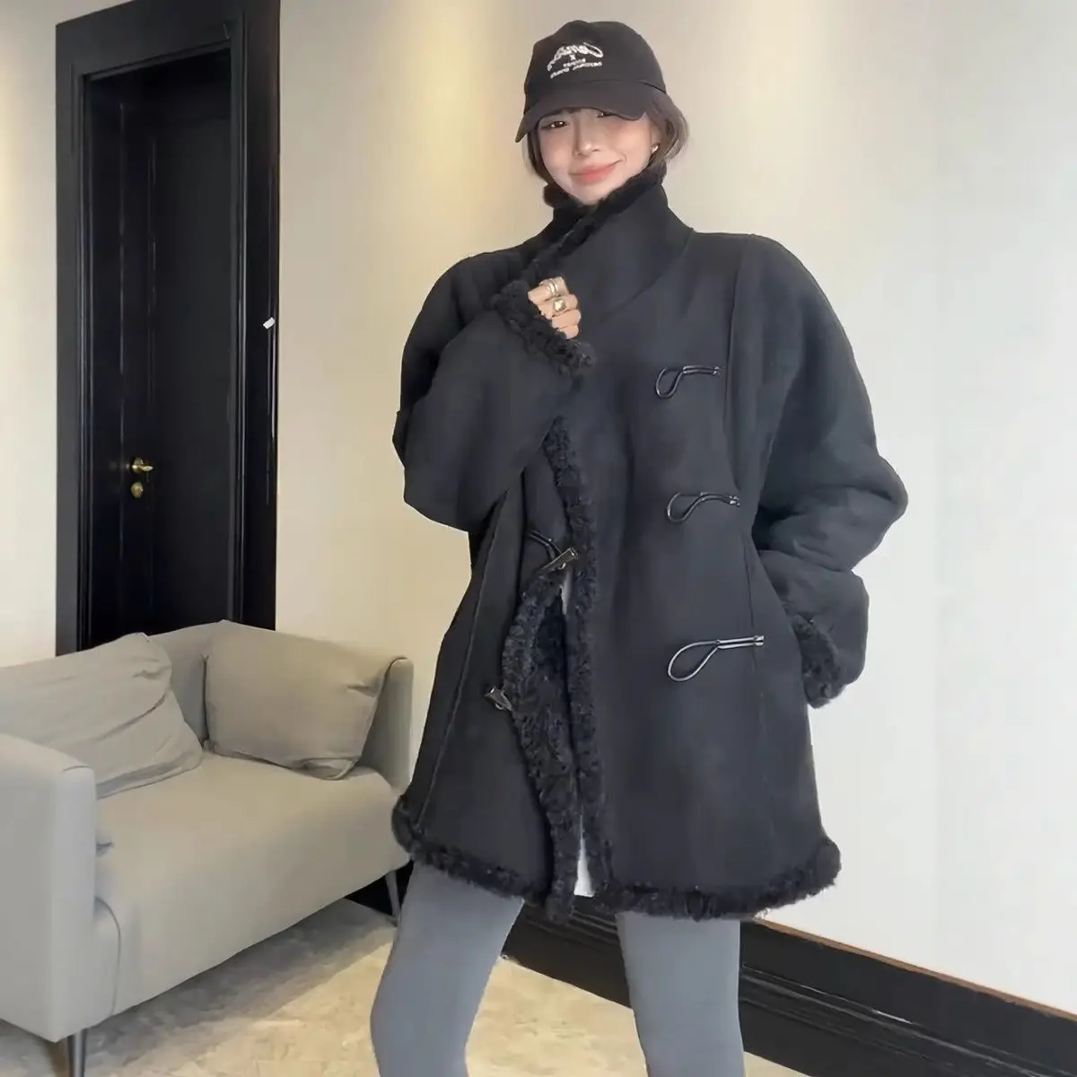 

Куртка из овечьей шерсти для мальчиков: модная, ветрозащитная, с эластичной талией, на пуговицах, с отделкой из шерпы, в стиле бейсбольной куртки