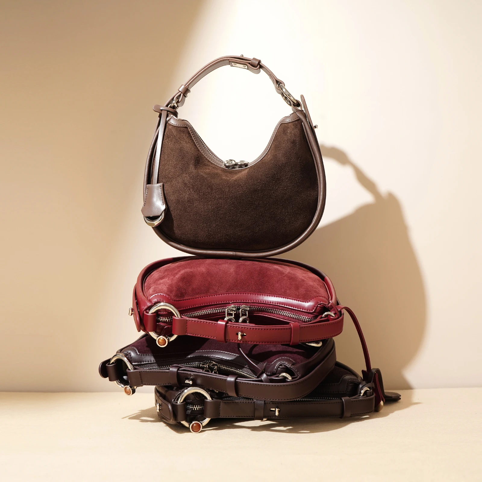 

Half Moon Handbag Women Luxury Handbags Suede Cowhide Patchwork Shoulder Crossbody Bag Retro Underarm Bags for Fall Winter