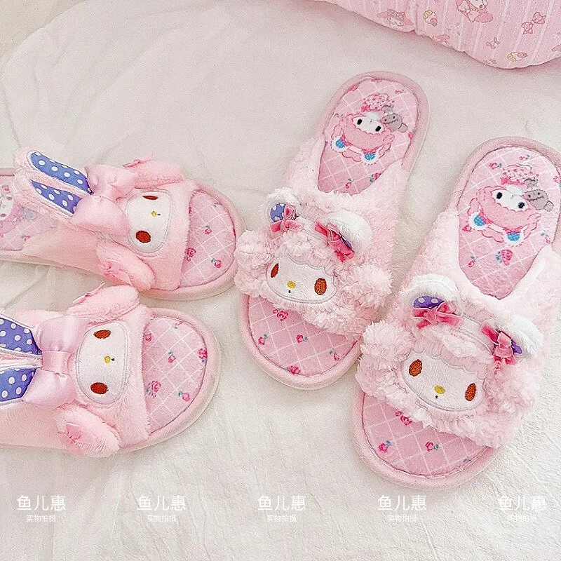 Nouvelles pantoufles piano My Melody pour la maison, printemps et été, confortables, douces, en peluche, sensation de luxe, style girly, cadeaux de vacances, douceur.