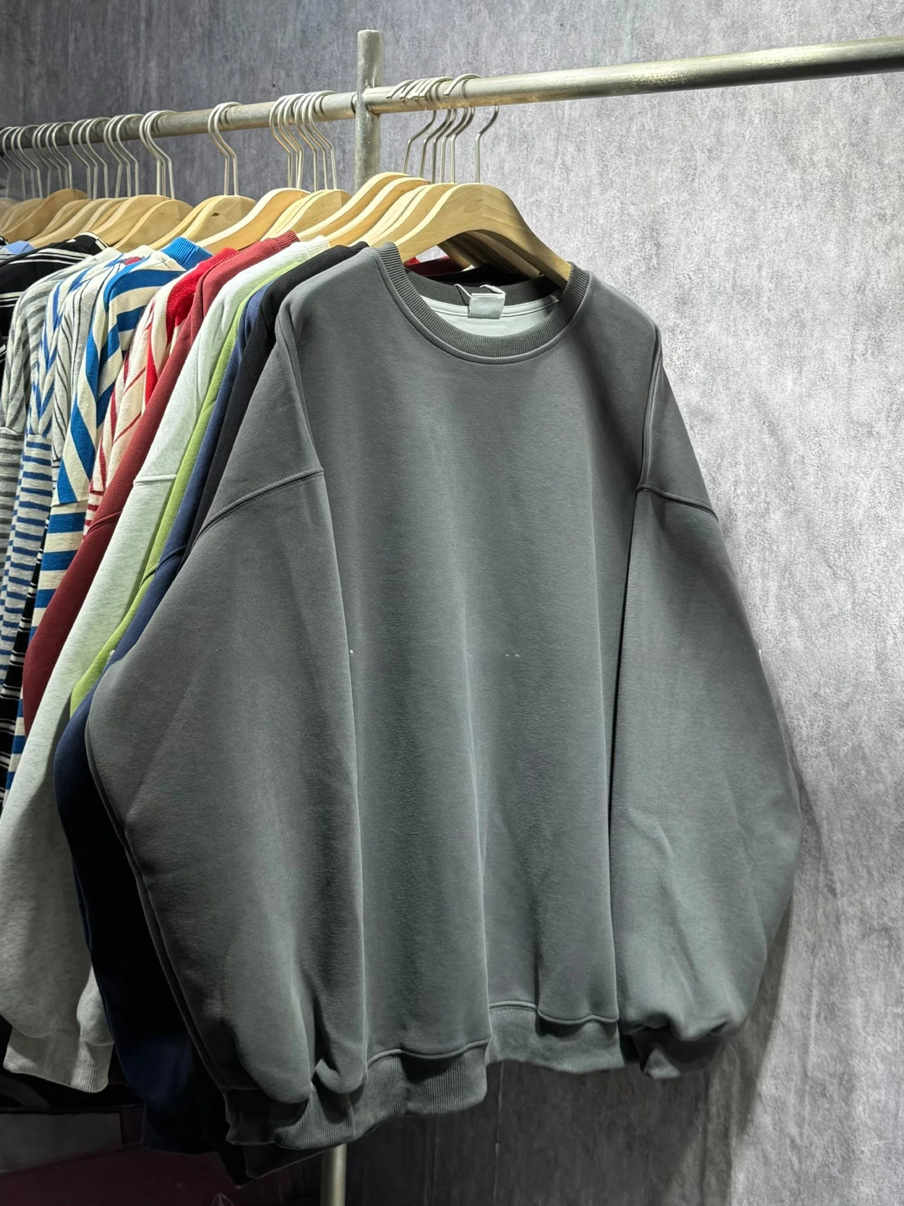 

Свободный свитшот с круглым вырезом для женщин, тонкий, в корейском стиле, весна-осень, новинка, цветной, в стиле lazy fashion, большие размеры