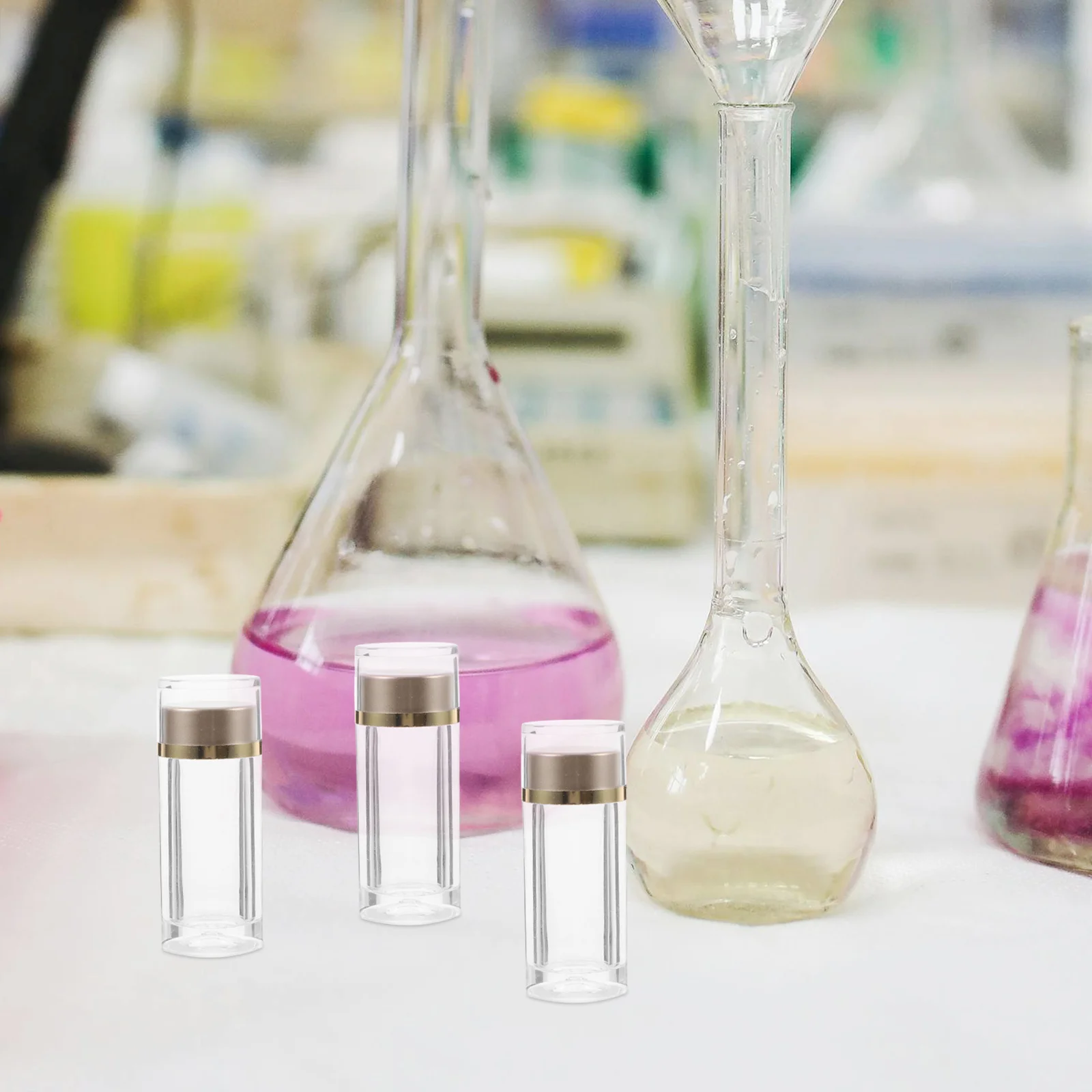 

4Pcs Reagent Sample Bottles Plastic Dual Layer Cap 10ml Small Vials Medicine Dispensing Test Travel Bottles Small Vials