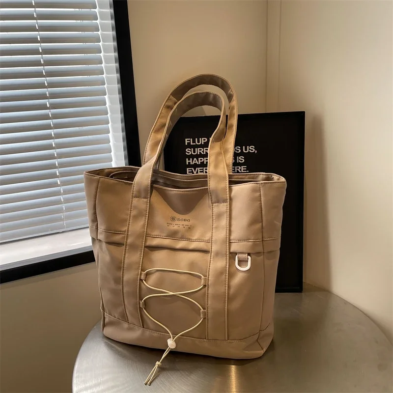 Borse a tracolla da donna di grande capacità Casual versatili 2024 moda pendolarismo borsa da donna spedizione gratuita Bolsas Femininas