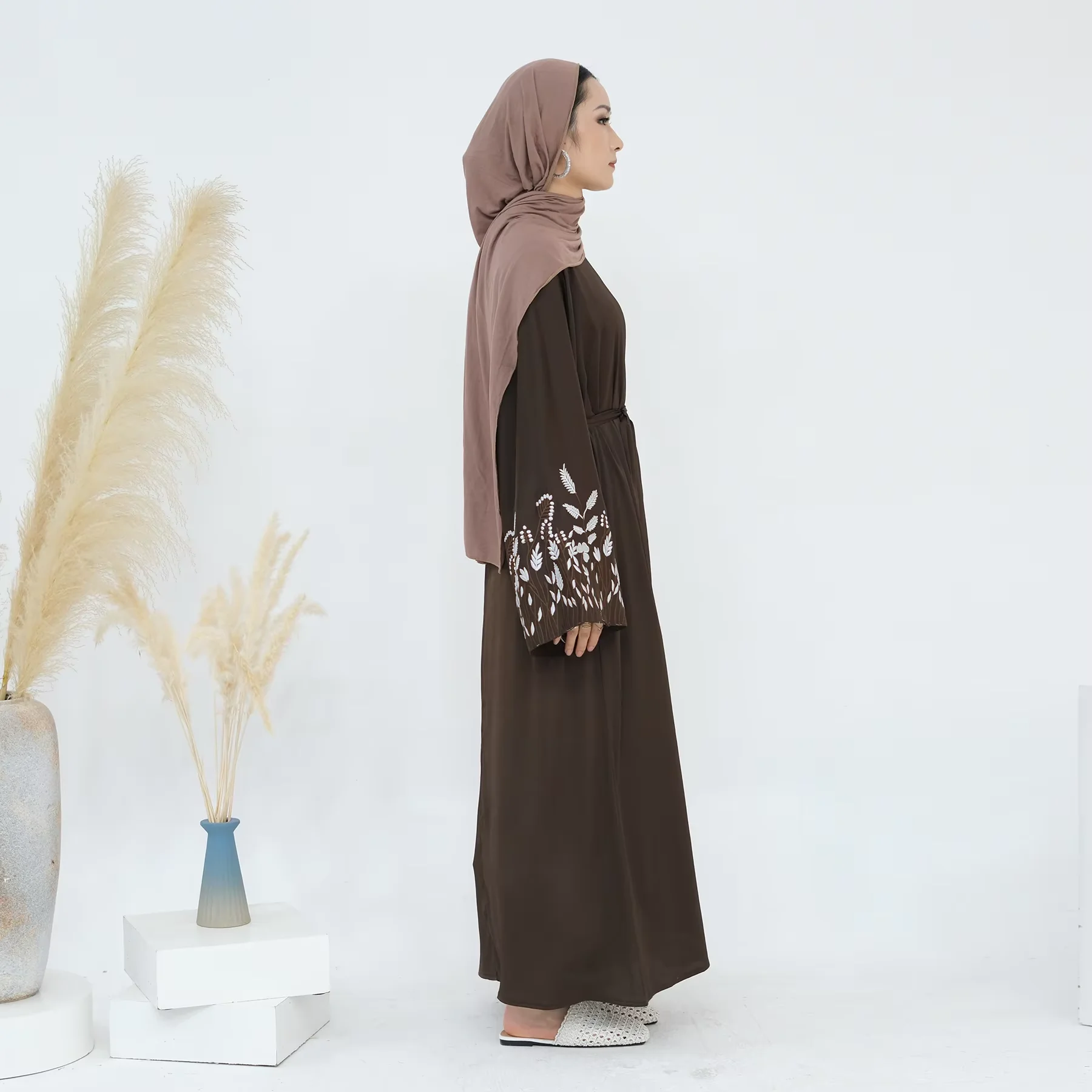 Eid Ramadan broderie Abaya pour femmes Robe maroc dubaï Islam robes musulman arabe longue Robe Kebaya caftan Abayas Jalabiya