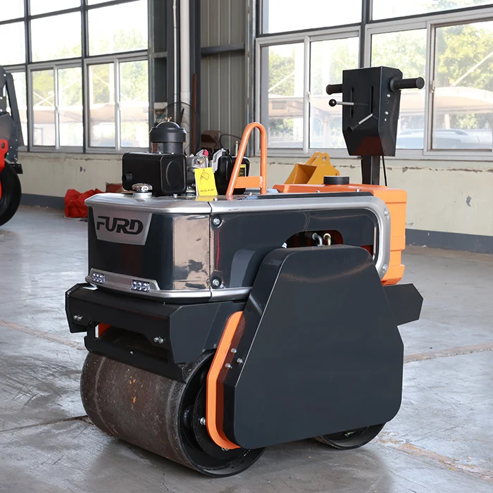 Doppeltrommel Walk Behind Fußgänger 550 kg Vibrationsrollerverdichter