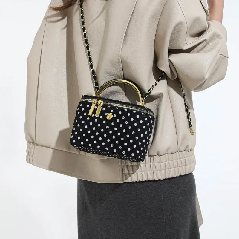 

Designer Chic Diaper Bag For Women Elegant Crossbody Bag Luxury Leather Tote Minimalist Vintage Large Capacity Shopper