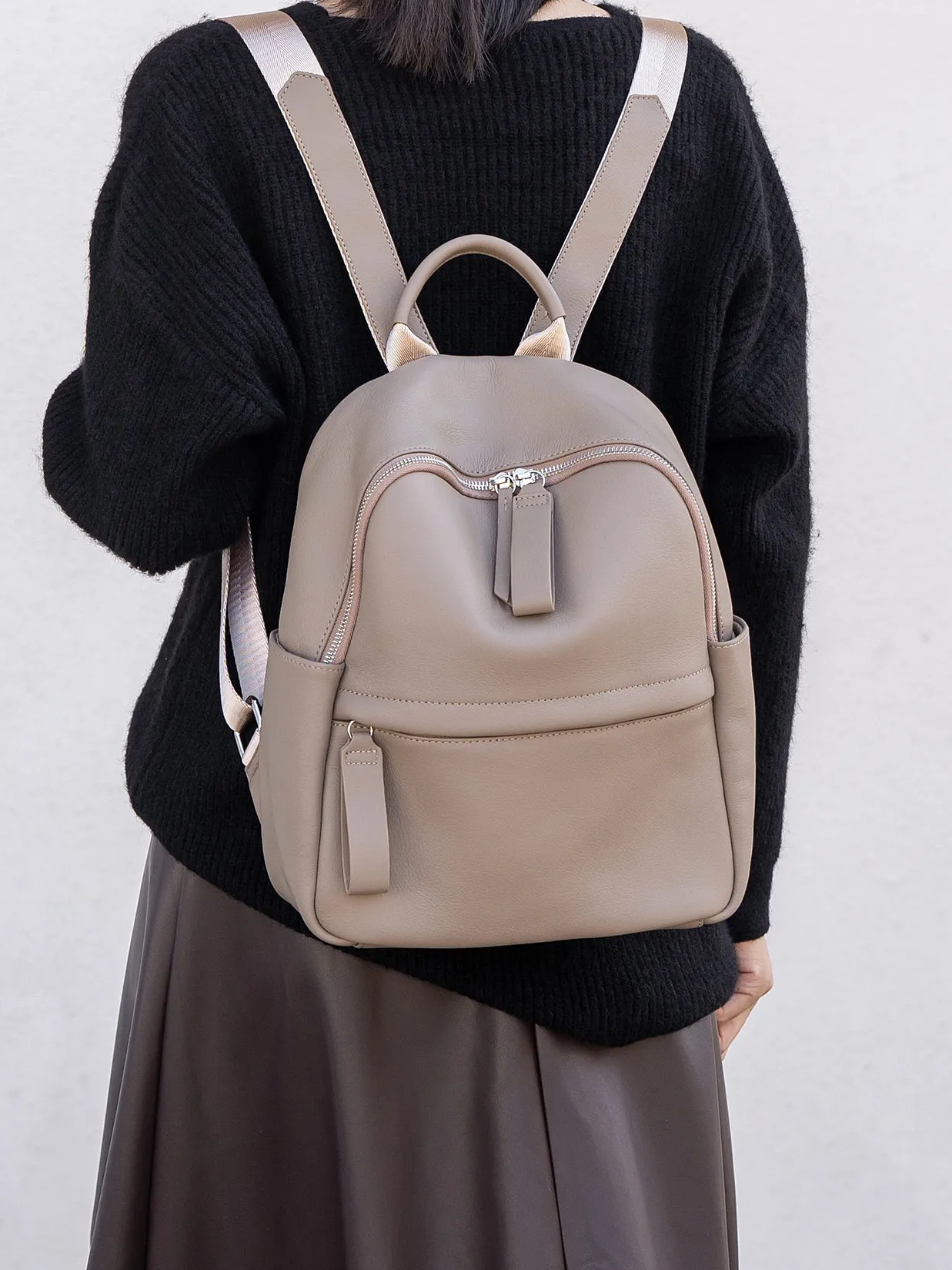 Women's Simple Soft Leather Backpack Mini Casual Daypack Lightweight Travel Shoulder Bag for Work School