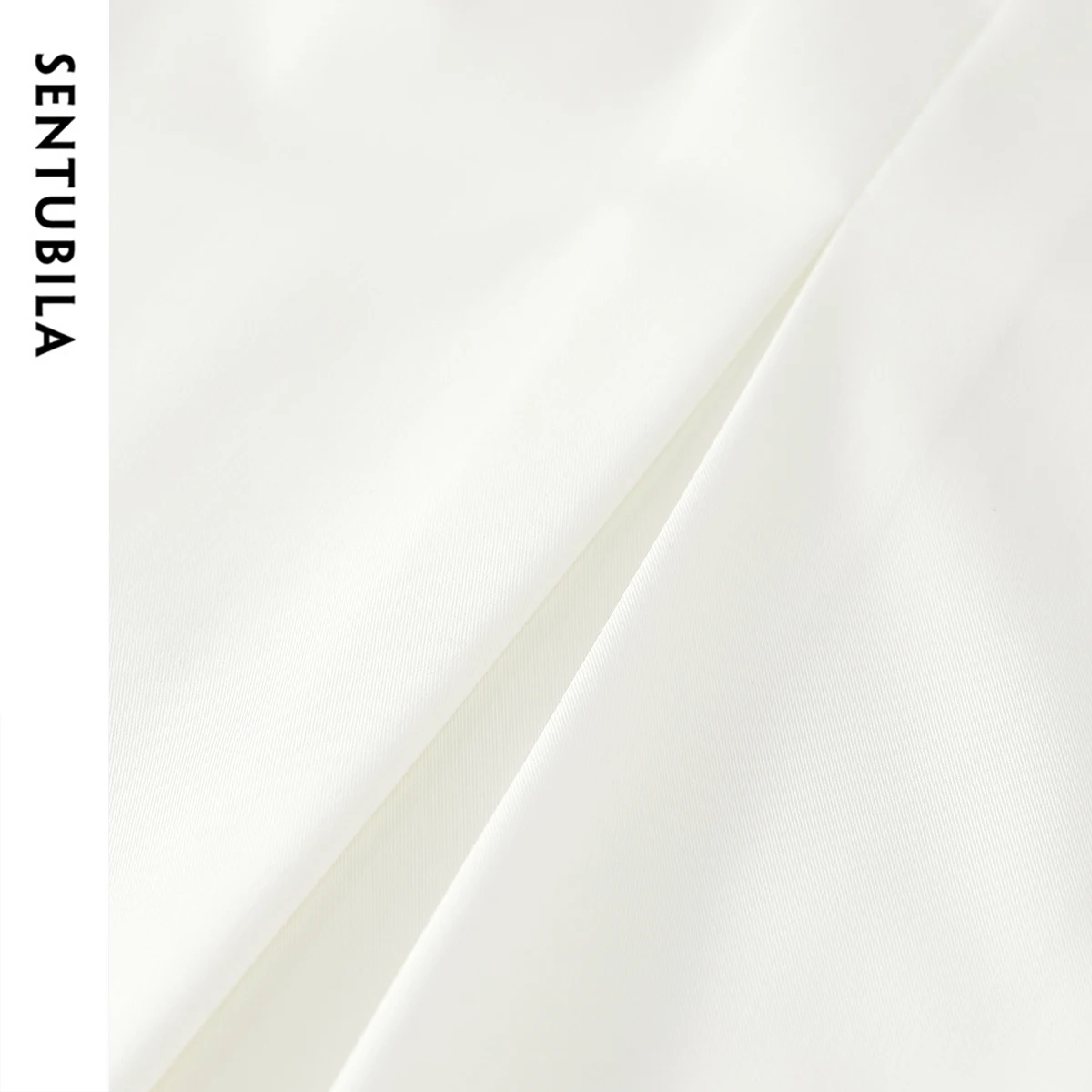 SENTUBILA Office Lady Women Shirt 2025 Summer Loose Fit Half Sleeve Solid Covered Button Basic Blouse Woman Clothing 152C59367