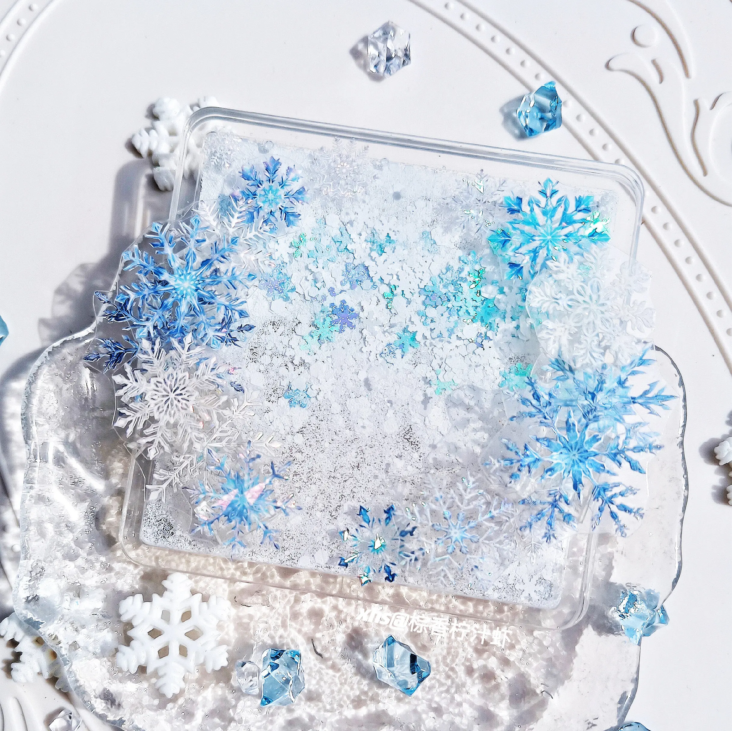 

3.27 Washi Pet Tape 1 Loop Snowflake Shiny Light On Sauce Blue And White Polco Decorating Acrylic Shaker Journaling Badge Displa