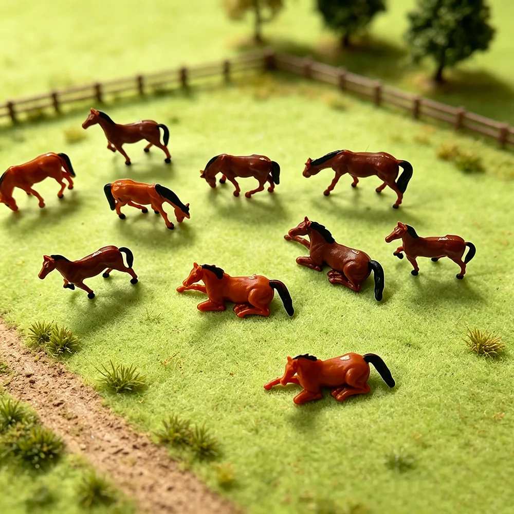 15Pcs Scale 1:87 1:150 Painted Mini Horse Figures Multiple Poses Farm Animal Model for Farm Building Sand Table Scene Materials