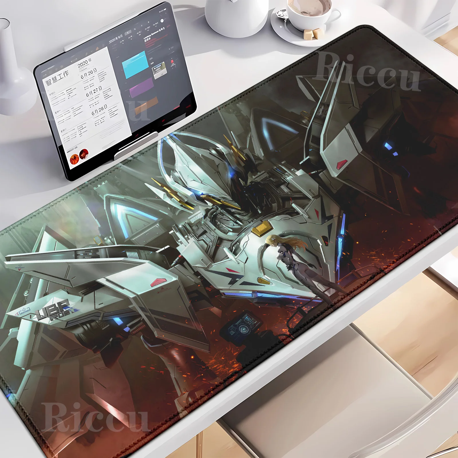 

Game Mecha BREAK Mouse Pad Large Gaming Mousepad Gamer Professional Computer 900x400mm HD Print Locking Edge Keyboard Desk Mat