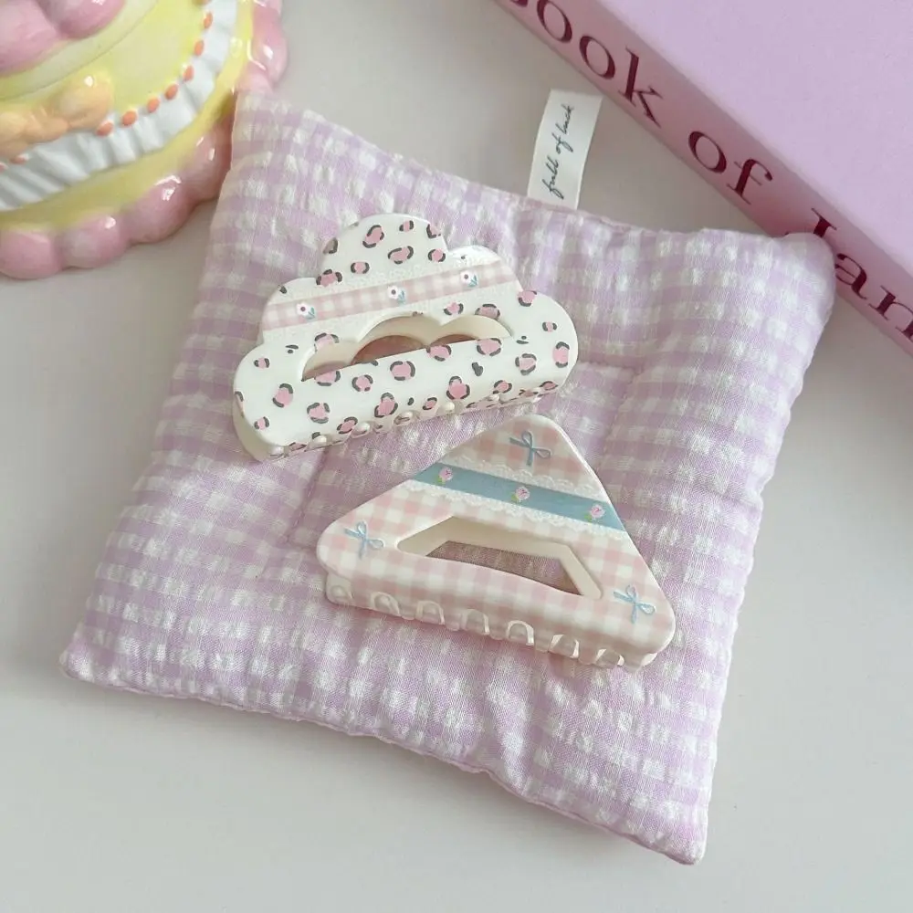 

Korean Style Lattice Hair Crab Clip Triangle Square Acrylic Bow Hair Claw Hair Accessories Ponytail Clip Geometry Shark Clip
