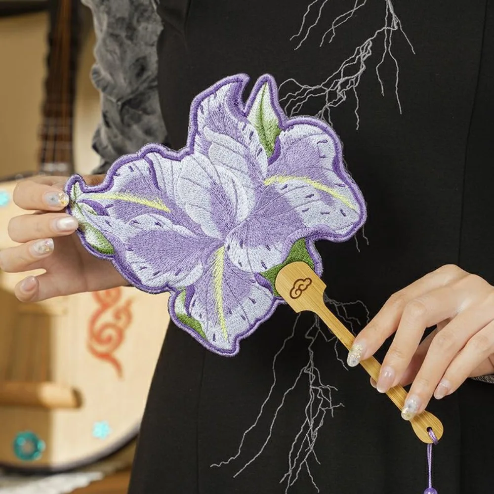 Vintage Handheld Embroidered Round Fan with Pendant Tassels Chinese Style Fan Lotus Butterfly Group Fan Home Decor