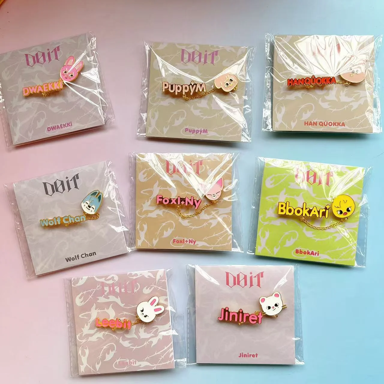 

KPOP Stray Kids SKZOO Корейская волна: милые мультяшные броши-игрушки с Феликсом, Хёнджином, Бан Чаном – подарок на день рождения