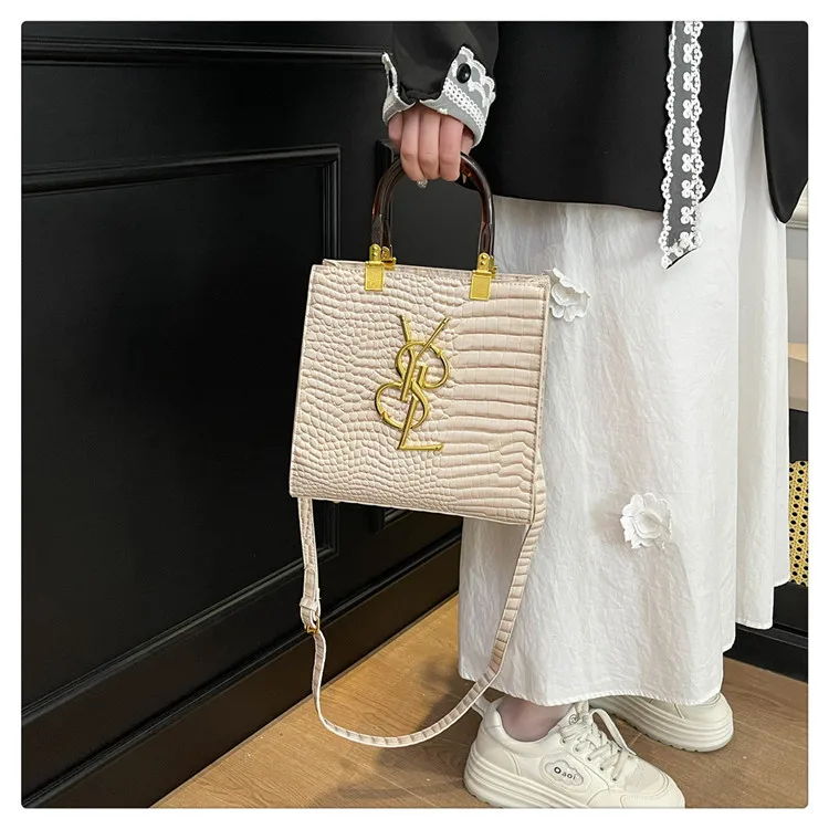 

"Premium 2025 Croco-Pattern Bag, Women's Convertible Shoulder Purse, Spring Trendy Oblique Span Tote"