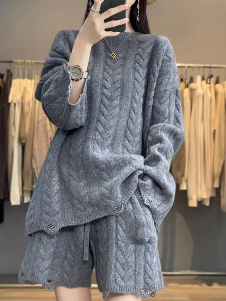 Casual Knitting Suit Women Autumn And Winter 2024 Loose Twist Sweater And Shorts Fashion Women\'s Two-piece Sets E75