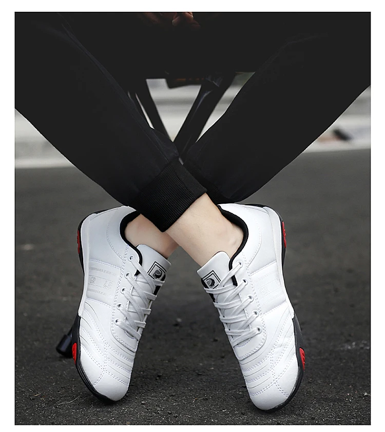 

2025 Spring/Summer Golf Shoes Mesh Breathable Outdoor Golf Training Sneakers
