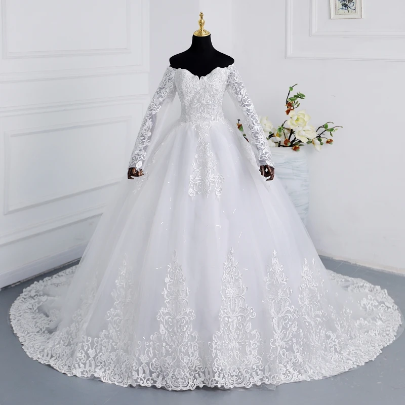 Robes de mariée de luxe en dentelle blanche ivoire, col en V, manches longues, broderie de bal, épaules dénudées, en Tulle