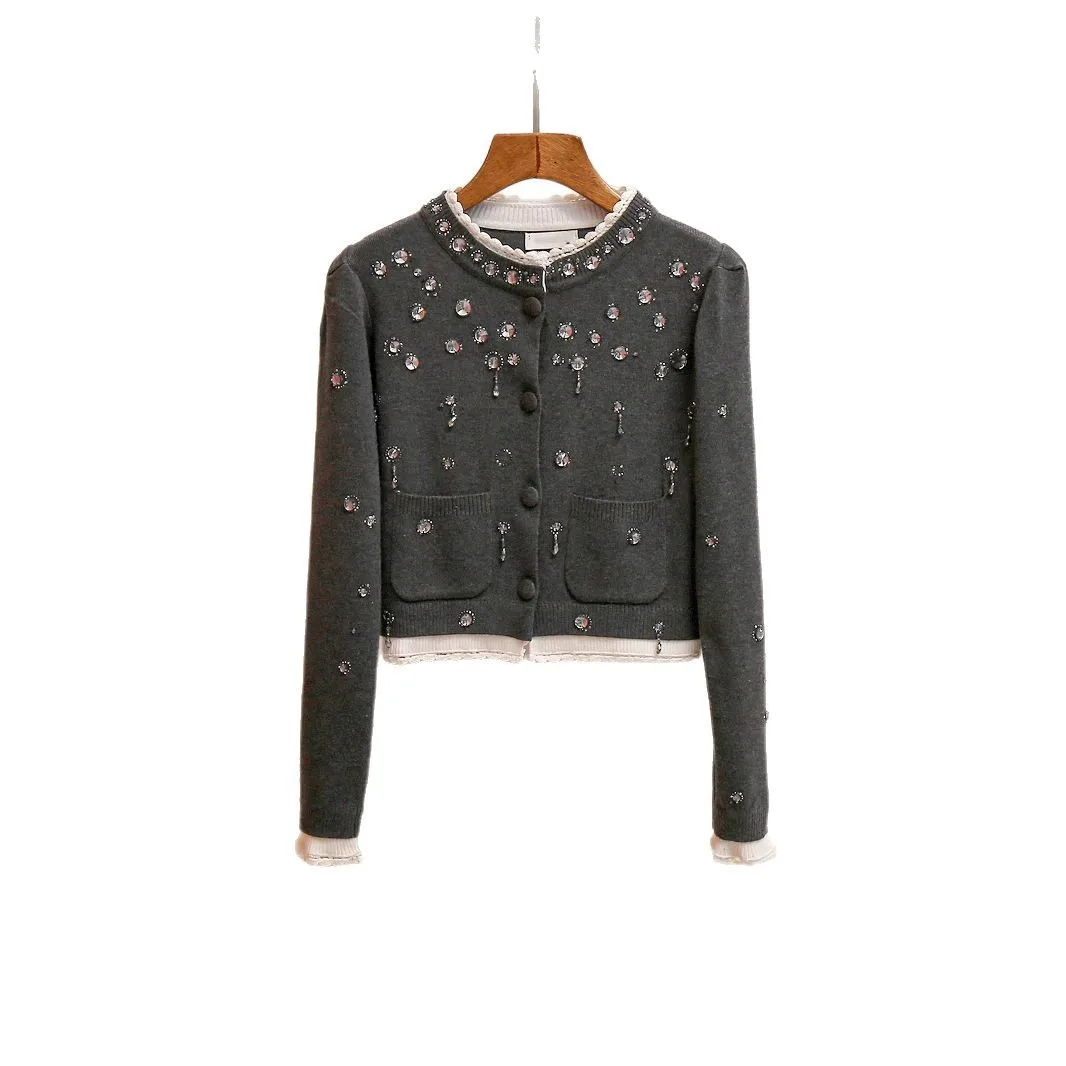 2025 خريف موضة جديدة ريترو أنيقة سترة متماسكة قصيرة الأكمام الدانتيل تقليم حجر الراين #5